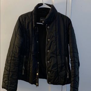Guess Women’s puffer jacket